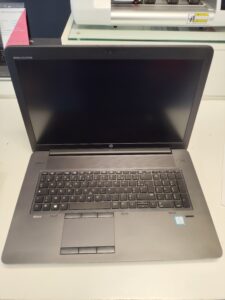 HP-ZBook-17-G3-225x300 HP ZBOOK 17 G3